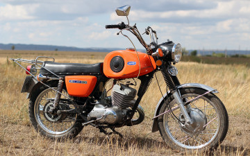 Картинка мотоциклы русские+мотоциклы мотоцикл поле трава иж - планета спорт небо