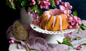 Картинка еда пироги крем пирог цветы скатерть ложка