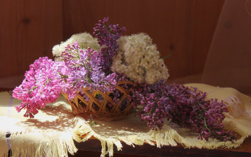 Картинка цветы разные+вместе букет весна натюрморт рябина сирень