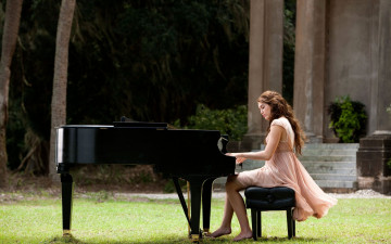 Картинка Miley+Cyrus девушки исполнение музыка пианино