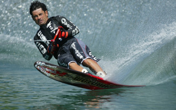 Картинка спорт водный скорост водные лыжи спортсмен