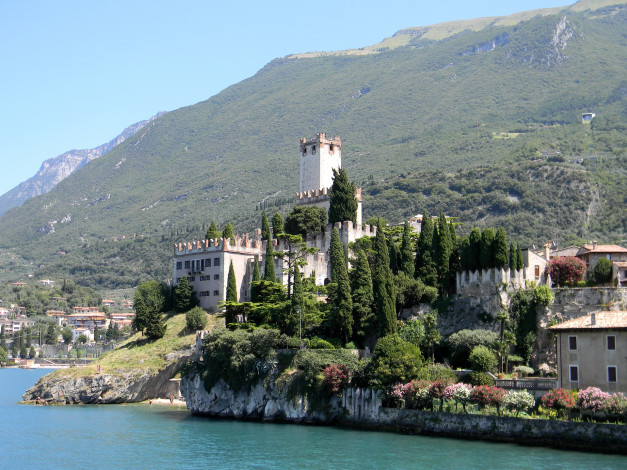 Обои картинки фото castle, of, malcesine, италия, города, дворцы, замки, крепости, замок