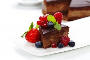 Картинка еда пирожные кексы печенье десерт черника малина ягоды смородина глазурь сладости клубника