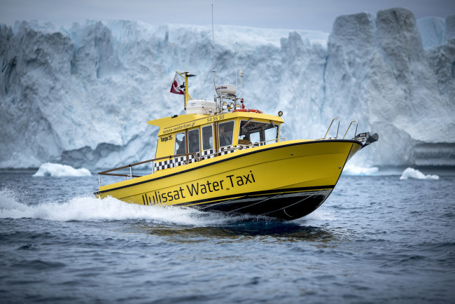 Обои картинки фото ilulissat water taxi, корабли, катера, катер, льды, море, север