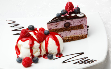 Картинка еда мороженое +десерты черника малина ягоды пирожное пломбир шарики шоколад варенье