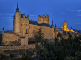 Картинка сеговия испания города дворцы замки крепости стены башни шпили