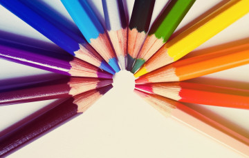 Картинка разное канцелярия +книги карандаши цветные