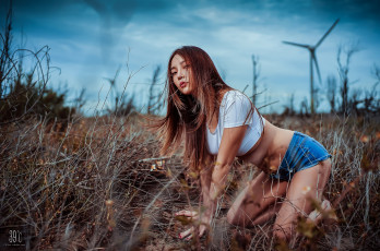Картинка девушки -unsort+ азиатки женщины jenny suen взгляд на зрителя колени жан шорты открытом воздухе модель