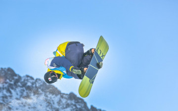 Картинка спорт сноуборд доска снег трюк парень сноубордист