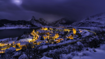 Картинка города -+огни+ночного+города горы зима вечер огни