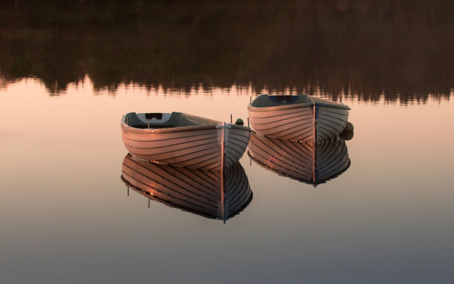 Обои картинки фото корабли, лодки,  шлюпки, озеро, отражение