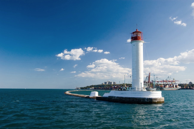 Обои картинки фото воронцовский, маяк, одесса, природа, маяки, порт, Чёрное, море