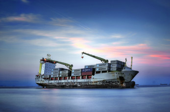 Картинка корабли грузовые+суда контейнеровоз судно мель