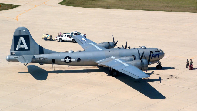Обои картинки фото b-29, авиация, боевые самолёты, бомбардировщик