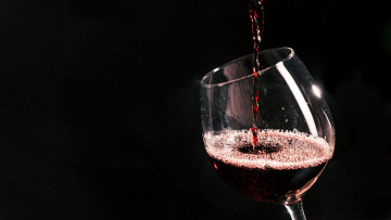 Картинка еда напитки +вино бокал вино красное