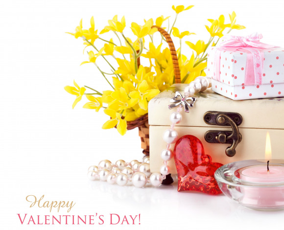 Обои картинки фото праздничные, день святого валентина,  сердечки,  любовь, ожерелье, сердце, цветы