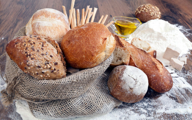 Обои картинки фото еда, хлеб,  выпечка, булочки, мука, масло