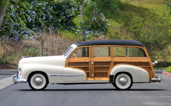 Обои картинки фото oldsmobile special 66, 68 station wagon 1947, автомобили, oldsmobile, 66-68, special, wagon, station, 1947