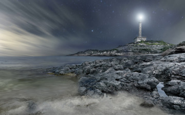 Картинка природа маяки океан шторм тучи маяк