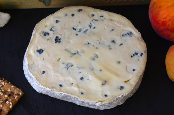 Картинка fourme+d’ambert еда сырные+изделия сыр