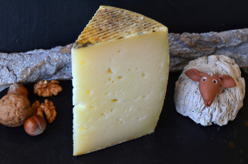 обоя queso manchego casa del bosque, еда, сырные изделия, сыр
