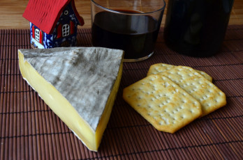 обоя saint-nectaire, еда, сырные изделия, сыр