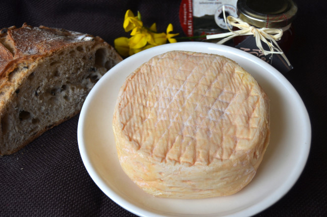 Обои картинки фото st sauveur des basques, еда, сырные изделия, сыр