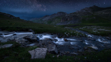 Картинка природа реки озера франция камни национальный парк меркантур горы звезды ночь ручей река