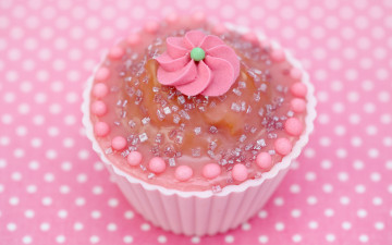обоя еда, пирожные,  кексы,  печенье, украшения, кекс, sweet, cupcake, baby, pink, delicate, крем, розовый