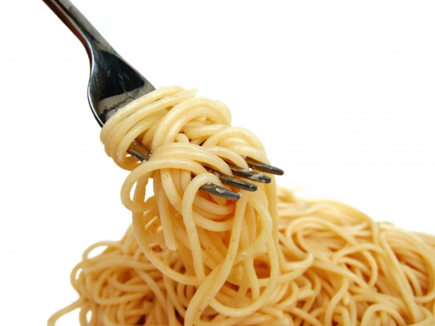 Обои картинки фото еда, макаронные, блюда, вилка, спагетти