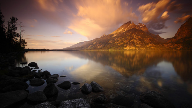 Обои картинки фото природа, реки, озера, горы, озеро, рассвет