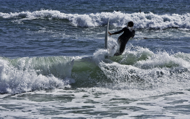 Обои картинки фото спорт, серфинг, волны, прибой, пена, брызги, сЁрфер, океан, море