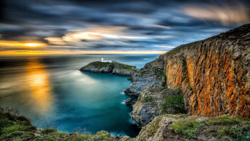 Картинка south+stack+lighthouse wales uk природа маяки south stack lighthouse