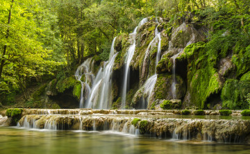 Картинка природа водопады водопад лес франция franche-comte bonlieu