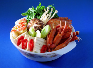 обоя еда, рыбные, блюда, морепродуктами, кабачок, морковь, лук, петрушка, овощи, зелень, грибы, краб, сыроедение