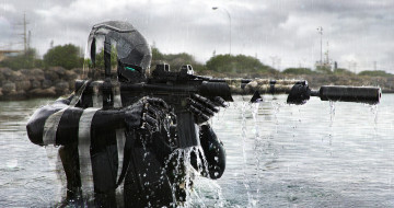 Картинка фэнтези роботы +киборги +механизмы солдат фантастика автомат вода камуфляж река шлем phantom