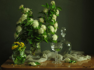 Картинка авт margarita epishina цветы разные вместе стол графин бокал лютики