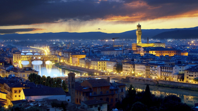 Обои картинки фото города, флоренция , италия, огни, вечер, панорама, мосты, река