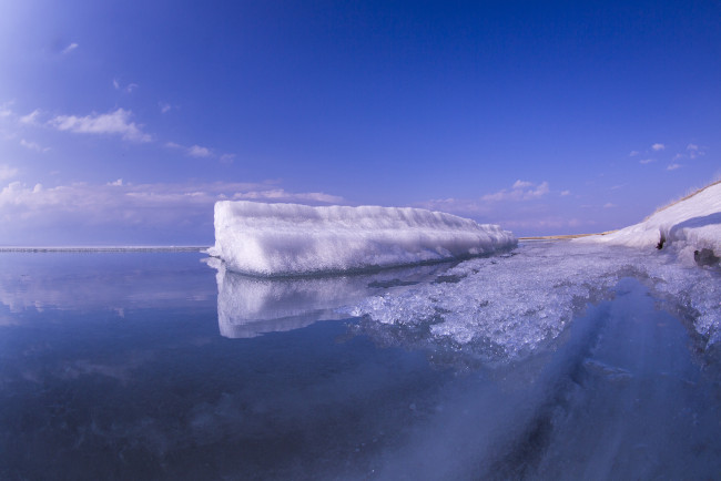 Обои картинки фото природа, побережье, лед, облака, море