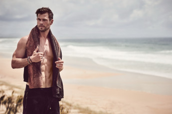 Картинка chris+hemsworth мужчины крис хемсворт австралийский актер мужчина знаменитость побережье