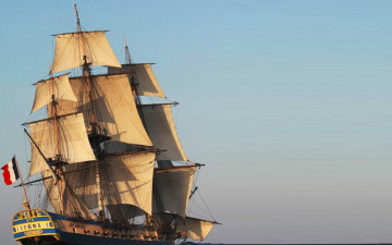 Картинка корабли парусники флаг