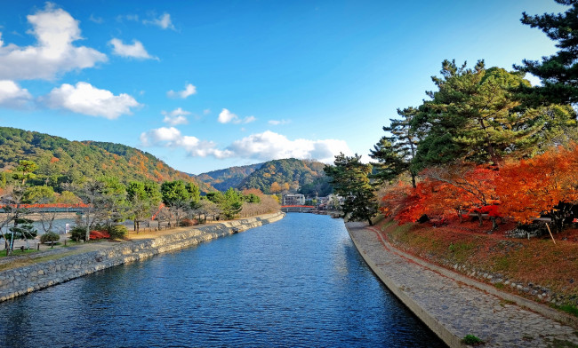 Обои картинки фото Япония, природа, реки, озера, облака, горы, деревья, водоем