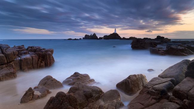 Обои картинки фото природа, побережье, маяк, море, камни