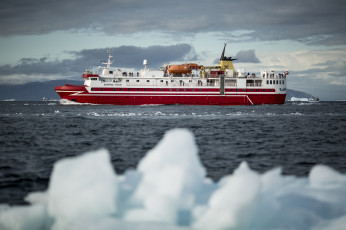 Картинка sarfaq+ittuk корабли теплоходы судно льды море север