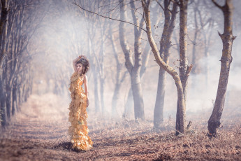 Картинка девушки -unsort+ брюнетки +шатенки dress of autumn leaves девушка платье листья осень