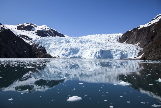 Обои картинки фото holgate, glacier, kenai, fjords, national, park, alaska, природа, айсберги, ледники, отражение, национальный, парк, кенай-фьордс, залив, горы, ледник, лагуна, аляска