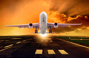 Картинка авиация авиационный+пейзаж креатив самолет асфальт солнце пассажирский лучи небо взлетная полоса огни рассвет взлетает облака