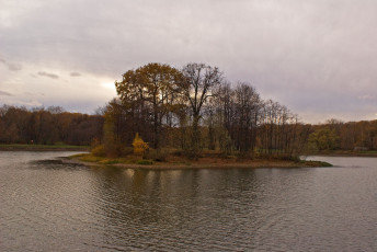 Картинка природа реки озера тучи озеро остров деревья