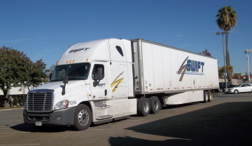 Картинка freightliner автомобили сша тягачи тяжелые llc daimler trucks north america