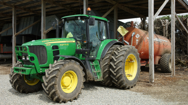 Обои картинки фото john deere 6630 tractor, техника, тракторы, трактор, тяжелый, колесный